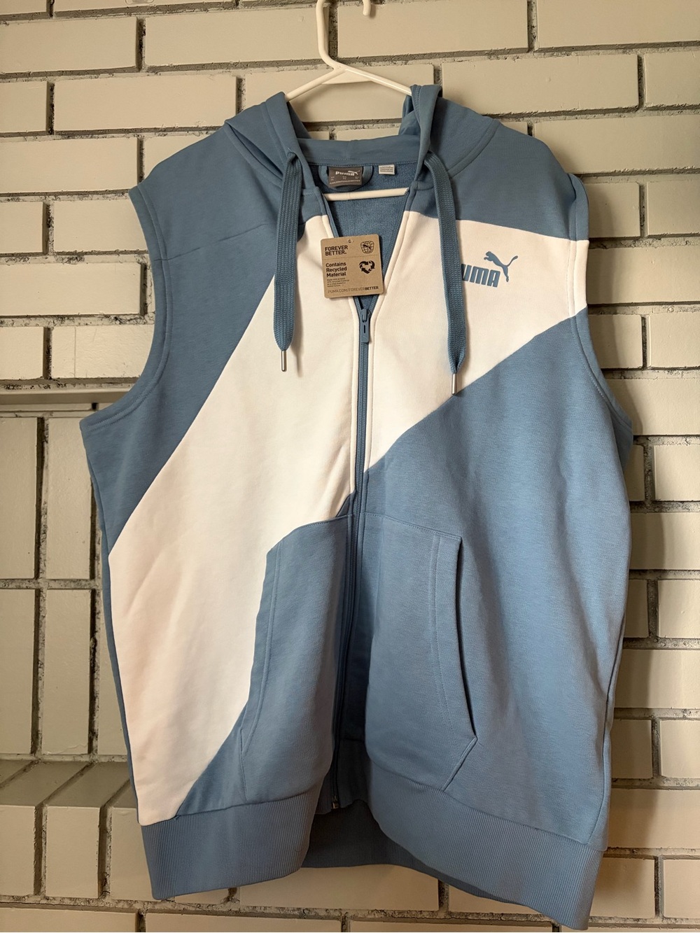Puma Men’s Light Blue and White Sleeveless Zip-Up Hoodie
